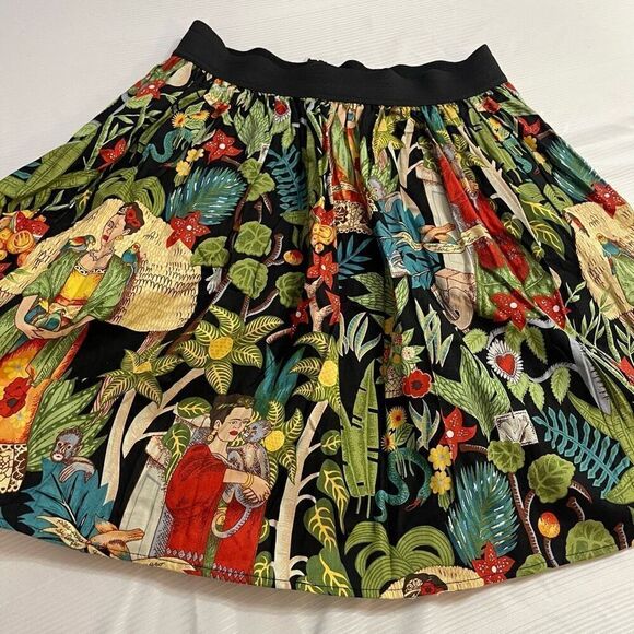 HEMET Frida Kahlo Print Pleated Skirt Size Large - Picture 6 of 9